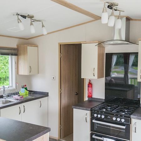 Отель Jasmine Park Snainton Экстерьер фото