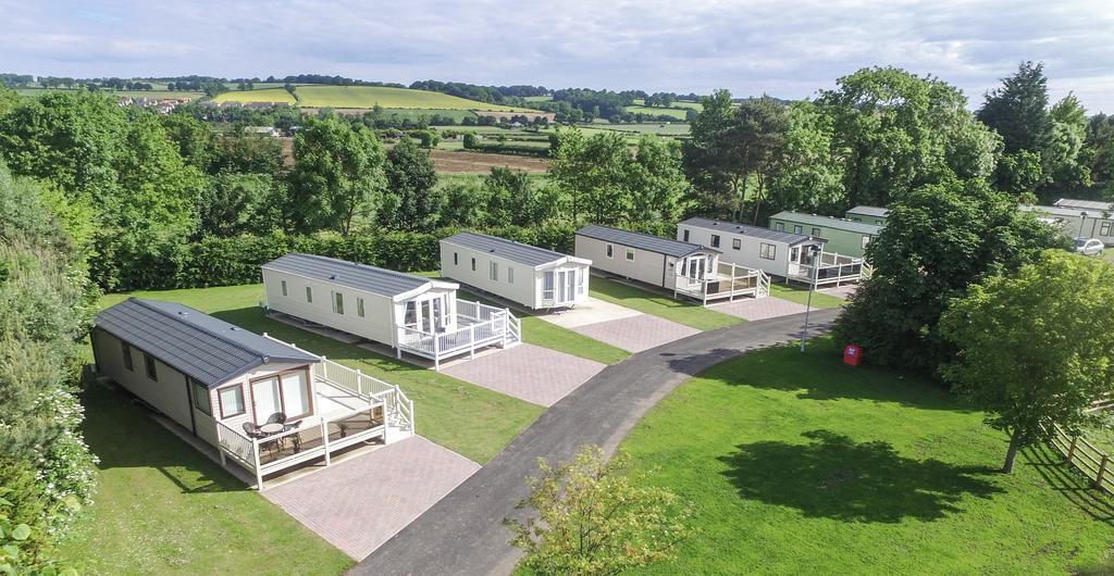 Отель Jasmine Park Snainton Экстерьер фото