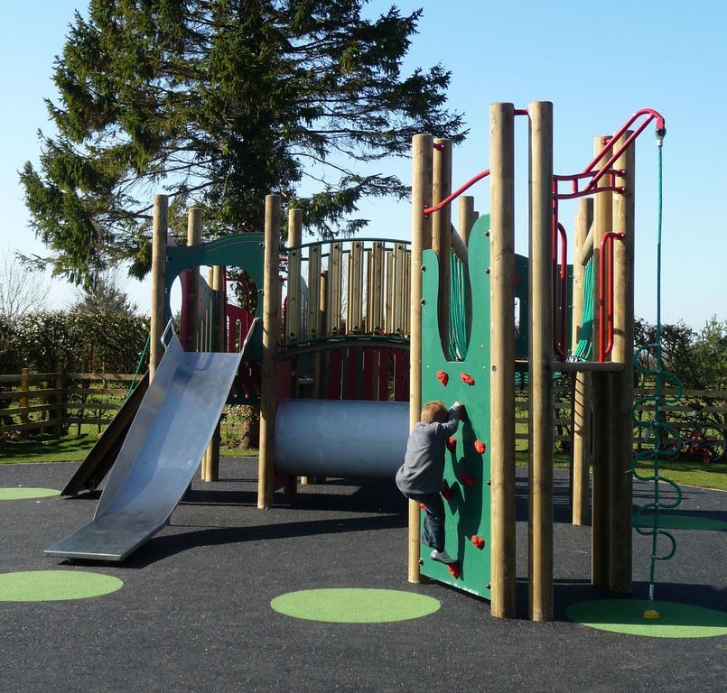 Отель Jasmine Park Snainton Экстерьер фото